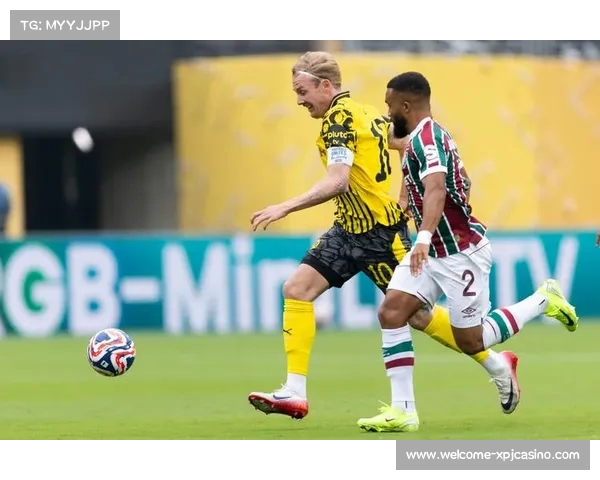 2025年世俱杯弗鲁米嫩塞与多特蒙德战成平局双方精彩对决回顾