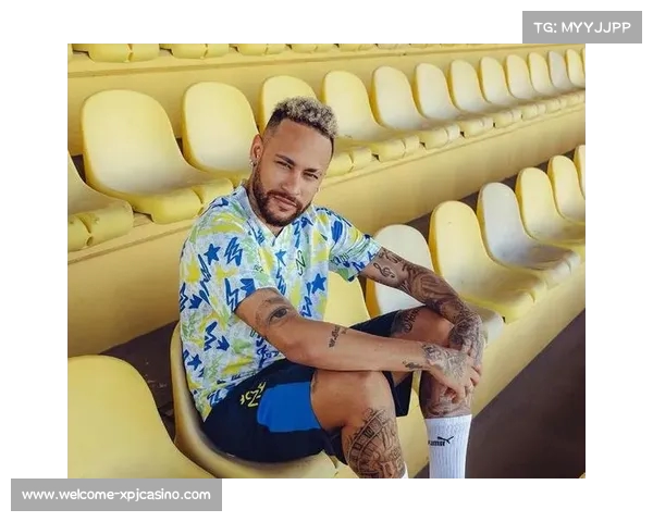 内马尔夜店行为惹争议 女友失望公开表态引发热议 内马尔夜店行为惹争议 女友失望公开表态引发热议