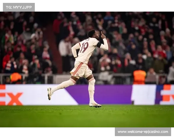 孔帕尼要求球队重整旗鼓 今天正常训练以应对度假计划取消 孔帕尼要求球队重整旗鼓 今天正常训练以应对度假计划取消